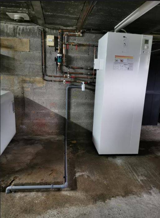 Installation d'une pompe à chaleur de la marque Atlantic