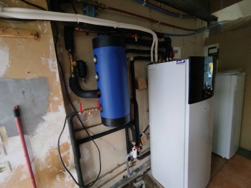 INSTALLATION D UNE POMPE A CHALEUR Daikin ALTHERMA TAILLE 11   A VILLENAVE D'ORNON